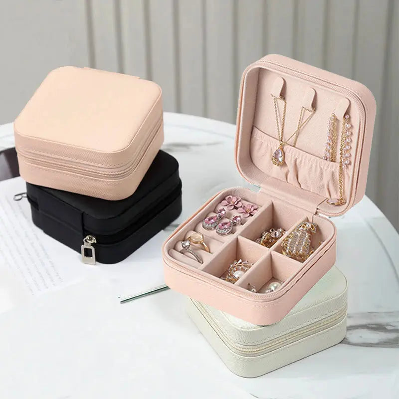 Portable Leather Jewelry Organizer - Travel Case with Zipper for Rings, Necklaces, Earrings & Bracelets LumeaWomen