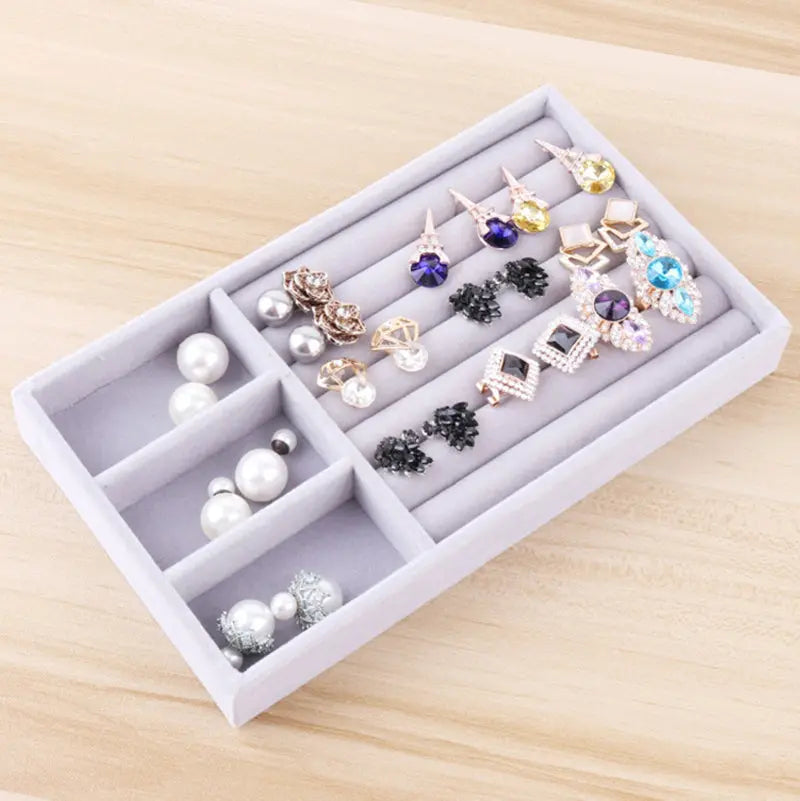 Soft Velvet Stackable Jewelry Tray - Portable Organizer for Rings, Earrings, Necklaces & Bracelets LumeaWomen
