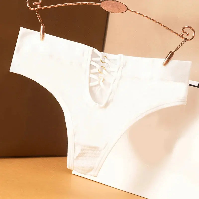 Women's Lingerie – Low-Waist Temptation Briefs, Thongs & G-String Panties, Metal Solid Underwear & Knickers LumeaWomen