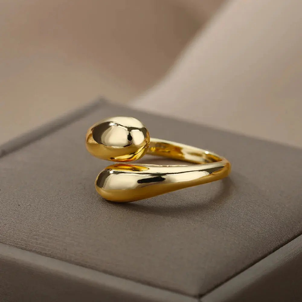 Stainless Steel Gold Color Wedding Ring LumeaWomen