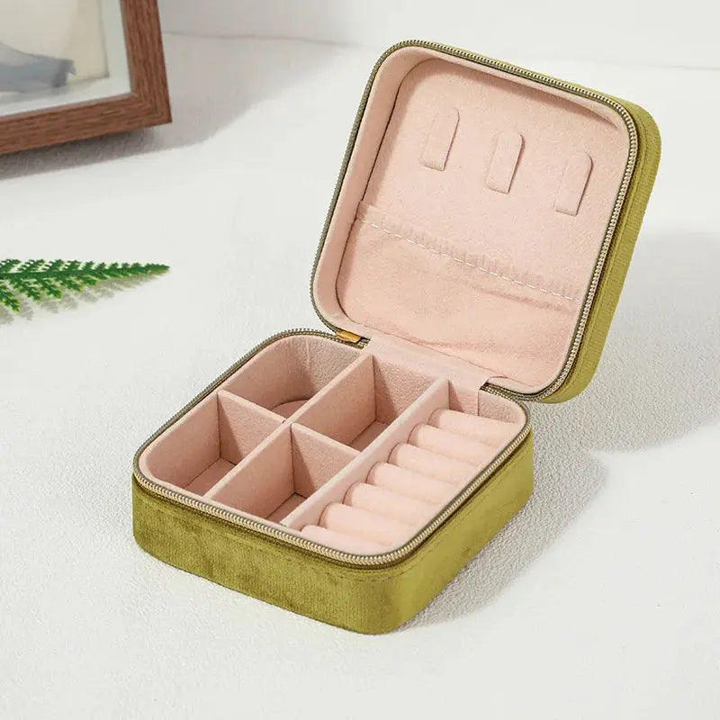 Velvet Jewelry Box for Women – Necklace, Ring, Earrings Organizer, Travel Portable Zipper Square Storage Case LumeaWomen
