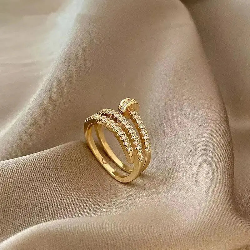 Multi-Layer Gold Zirconia Ring LumeaWomen