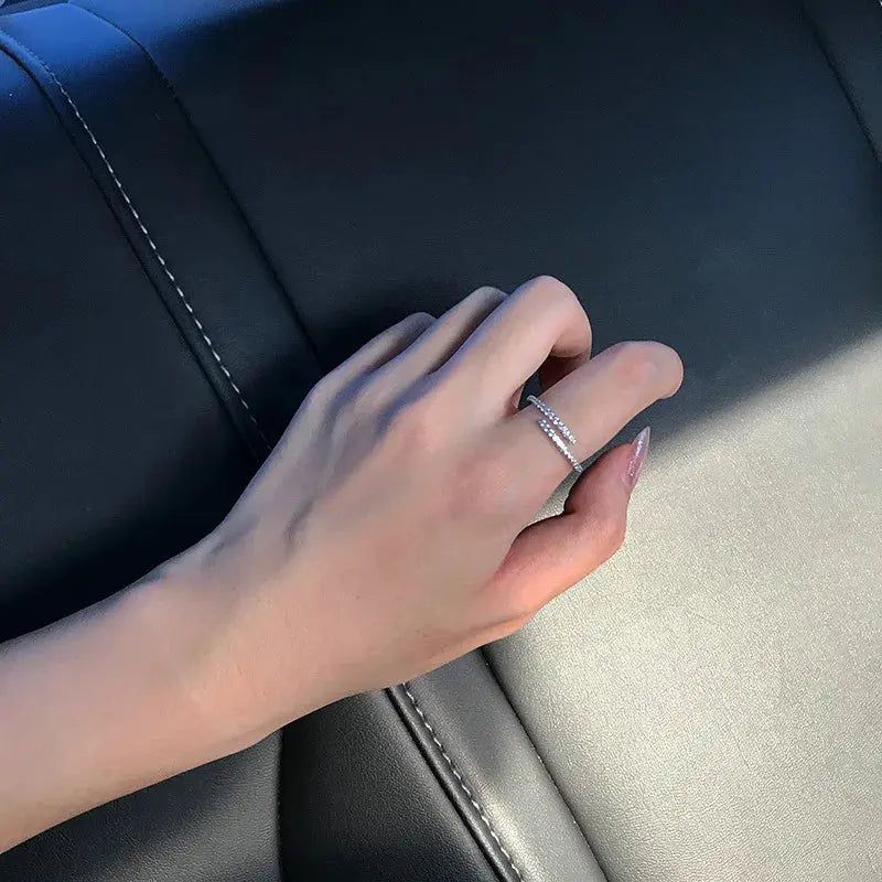 Minimalist Thin Cubic Zirconia Ring LumeaWomen