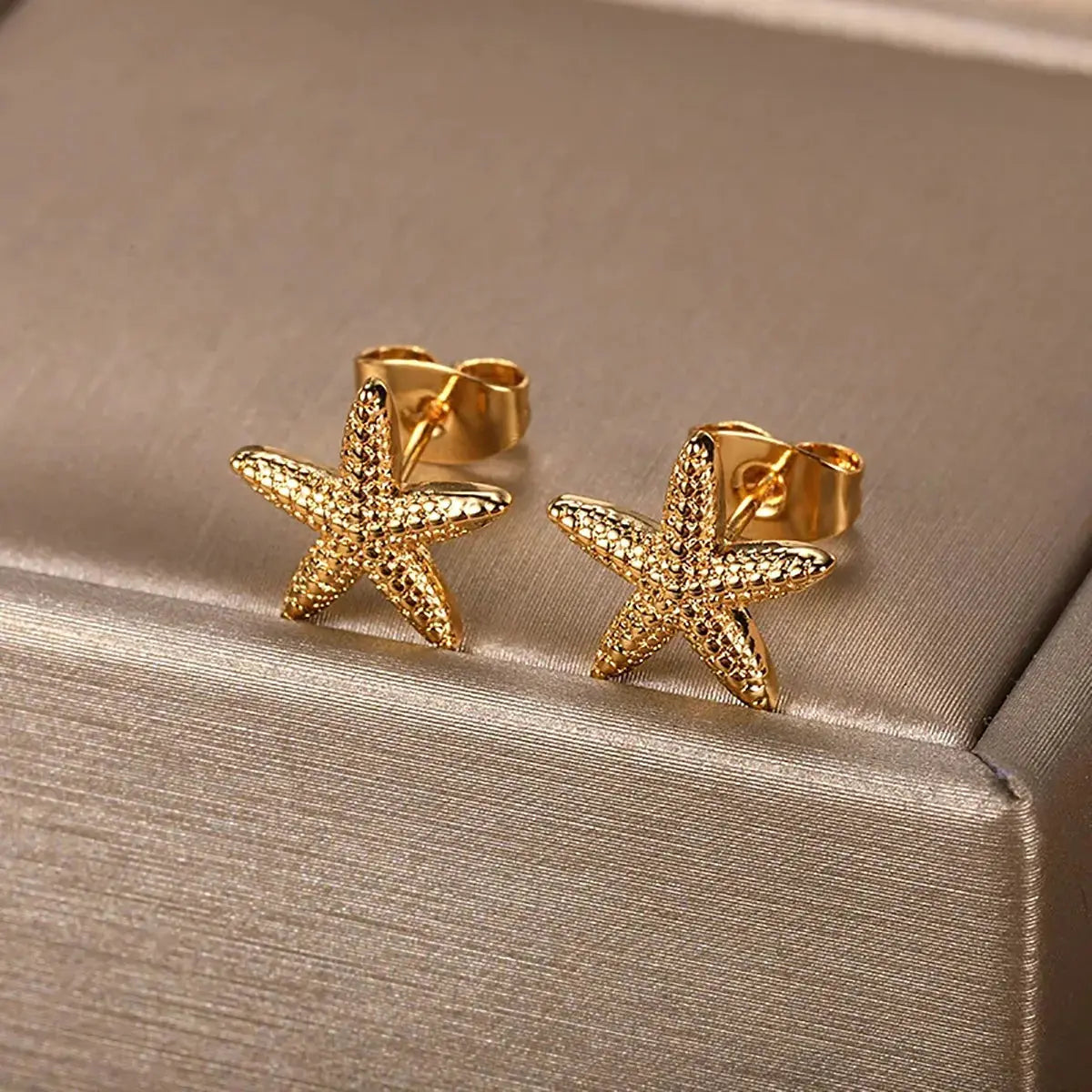 Vintage Starfish Shell Stud Earrings LumeaWomen