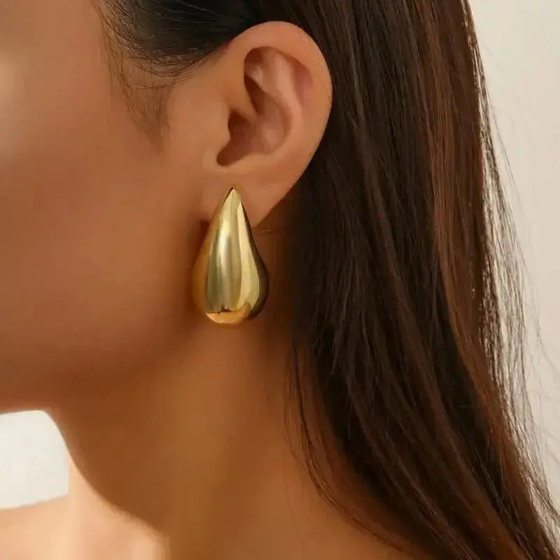 Trendy Gold Chunky Drop Earrings LumeaWomen